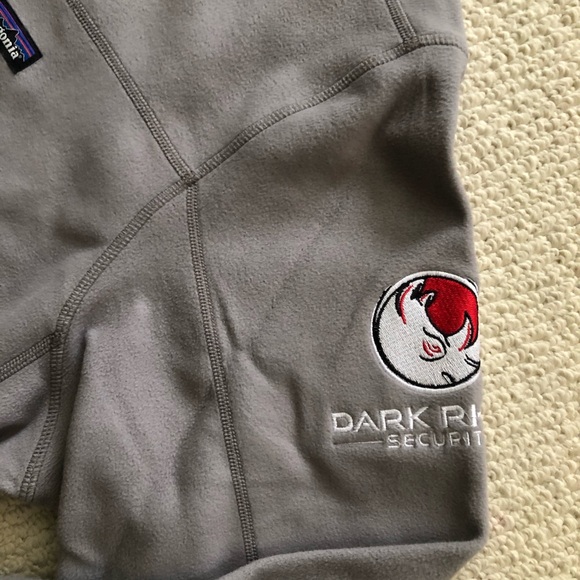 Patagonia light outerwear sweater - Picture 4 of 5